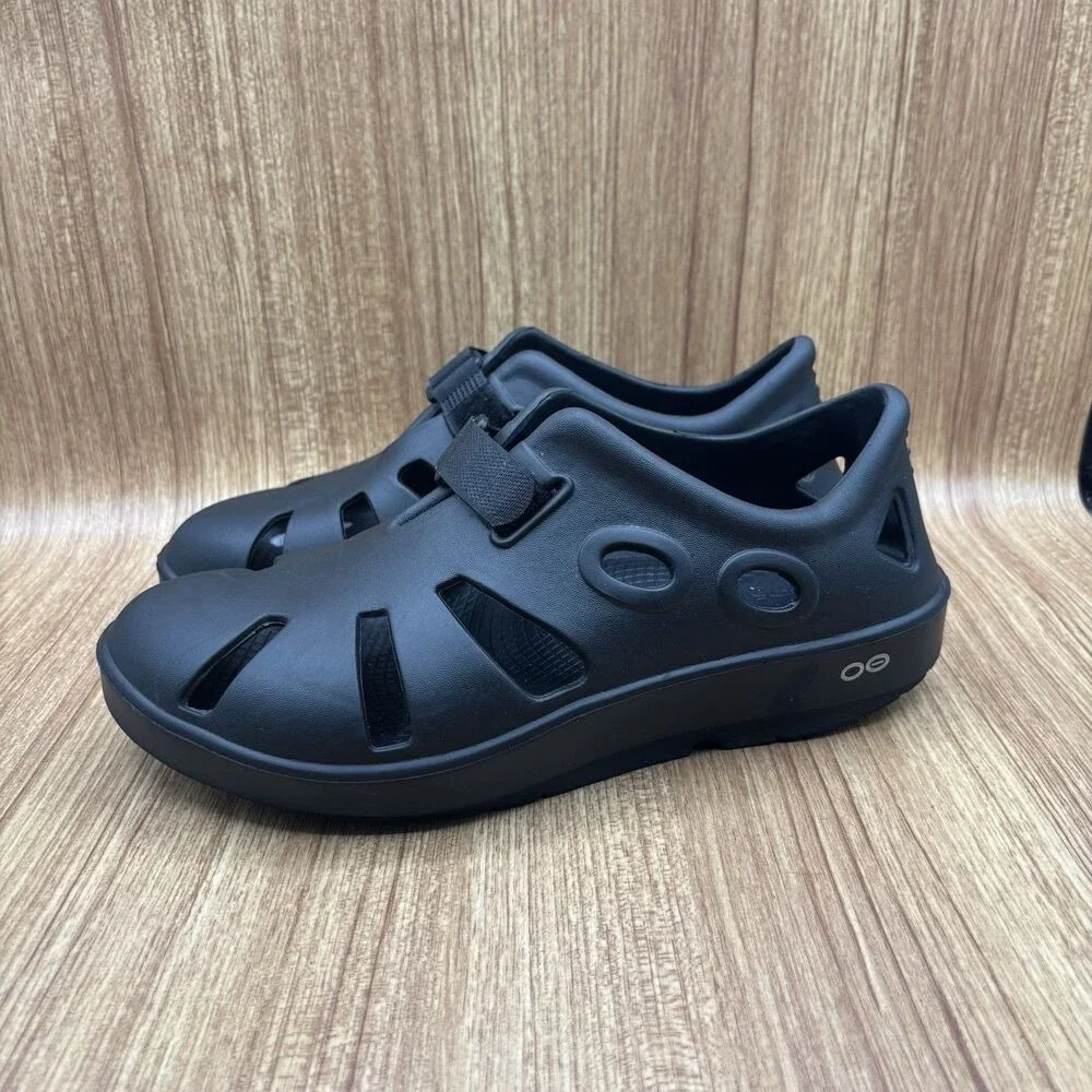 Oofos OOCandoo Recovery Sandals Mens 8 Womens 10 Black Hook‎ Loop Strap Active